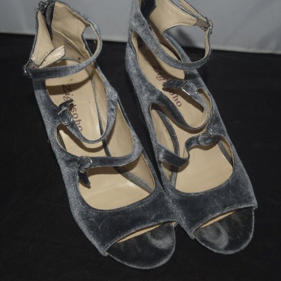 Zigi Soho Nancie Crushed velvet blue chunky heel 6 - Picture 1 of 10